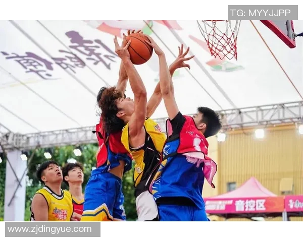 央5直播精彩对决首钢与广东篮球队巅峰对决全程回顾与分析