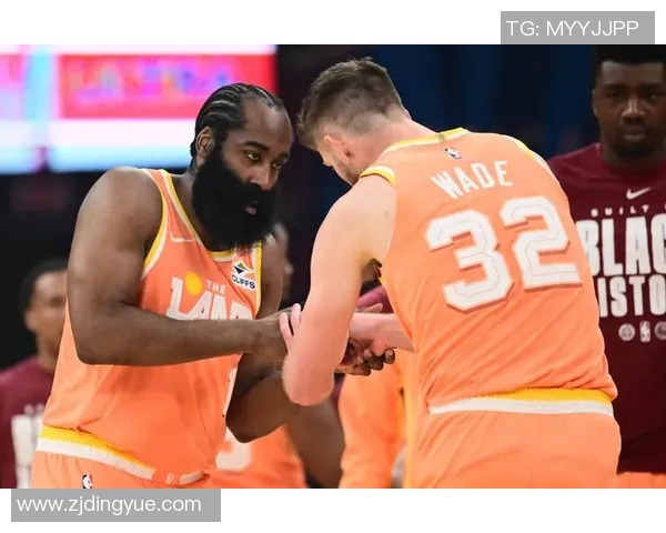 骑士与活塞激战三月十四日赛场精彩瞬间回顾与分析